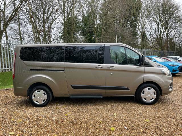 2022 Ford Tourneo Custom 2.0 EcoBlue 130ps Low Roof 9 Seater