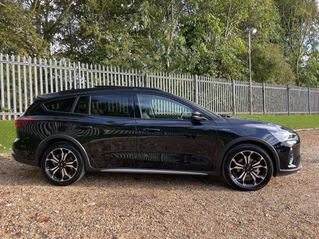 2023 Ford Focus 1.0 EcoBoost Hybrid mHEV 155 Active X 5dr Automatic Pan Roof