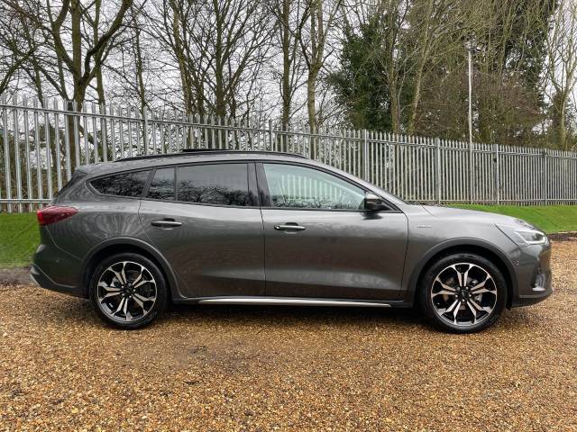 2024 Ford Focus 1.0 EcoBoost Hybrid mHEV 155 Active X 5dr Auto Pan Roof