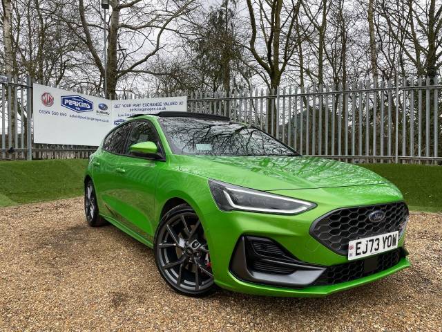 Ford Focus 2.3 EcoBoost ST 5dr Pan Roof Hatchback Petrol Green