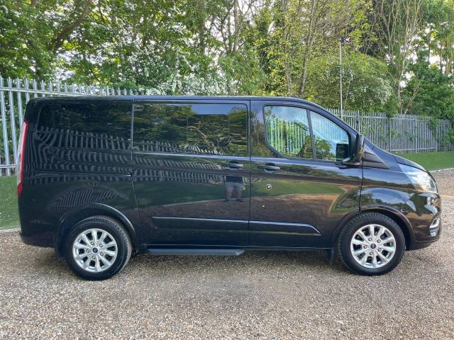 2023 Ford Tourneo Custom 2.0 EcoBlue 130ps L/R 6 Seater Titanium Auto