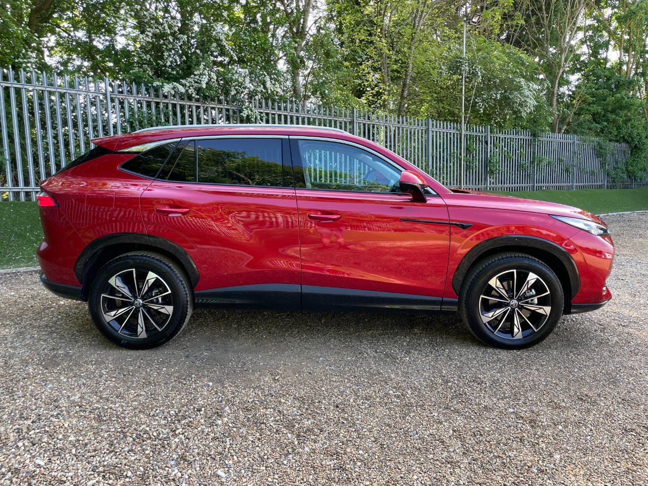 MG Motor UK HS 1.5 T-GDI Trophy 5dr DCT Auto New model