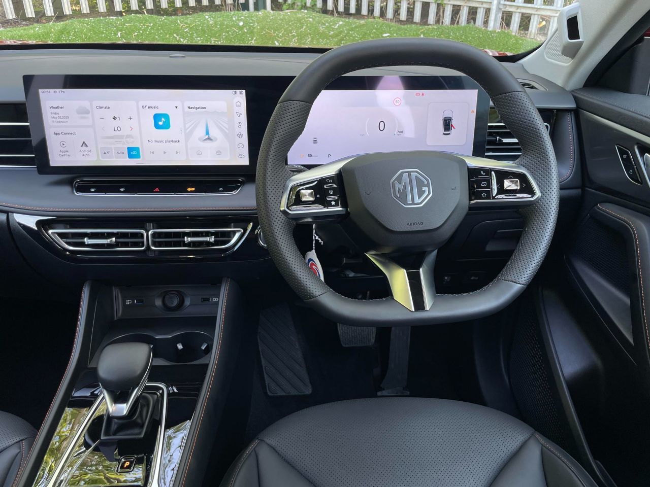 MG Motor UK HS 1.5 T-GDI Trophy 5dr DCT Auto New model