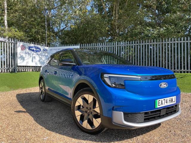 Ford Explorer 0.0 250kW Premium 79kWh AWD 5dr Auto Heat Pump Pan Roof SUV Electric Blue