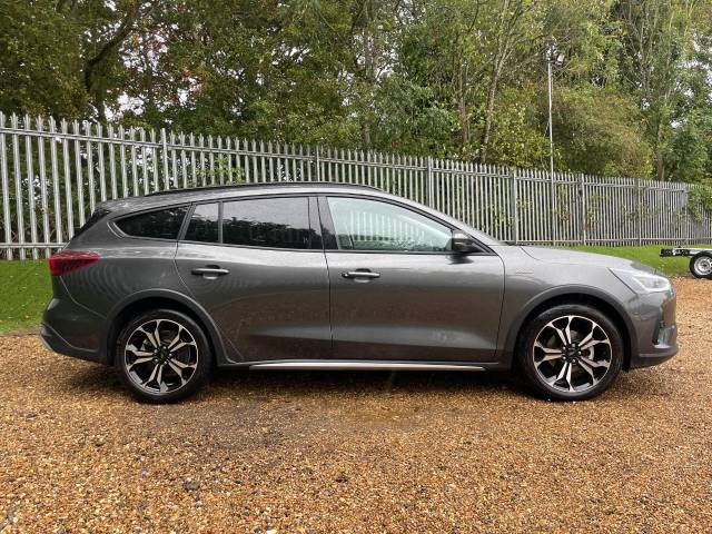 2024 Ford Focus 1.0 EcoBoost Hybrid mHEV 155 Active X 5dr Auto Pan Roof