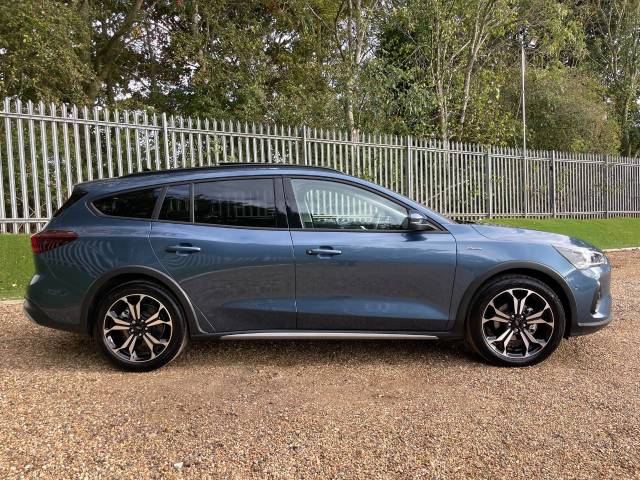 2024 Ford Focus 1.0 EcoBoost Hybrid mHEV 155 Active X 5dr Auto Pan Roof