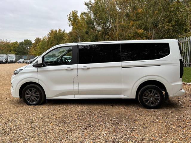 2024 Ford Tourneo Custom 2.0 EcoBlue 170ps L2 LWB Titanium 9 seater Auto