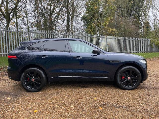 2022 Jaguar F-Pace 2.0 D200 R-Dynamic Black 5dr Auto AWD