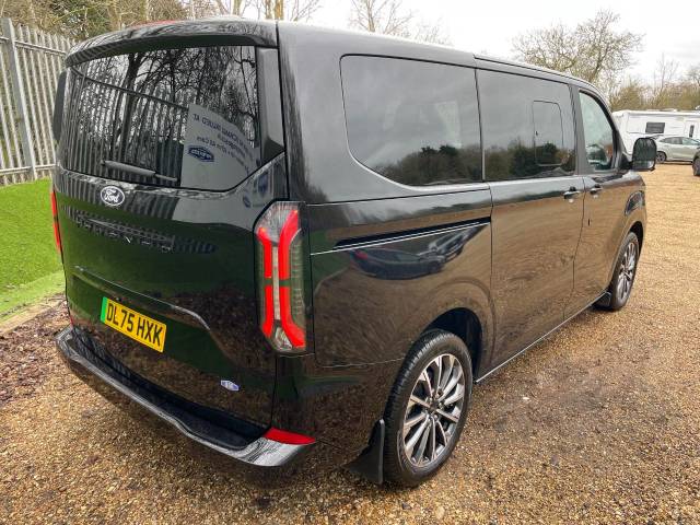 2025 Ford Tourneo Custom 0.0 160kW 65kWh H1 Titanium X 8 seater Auto