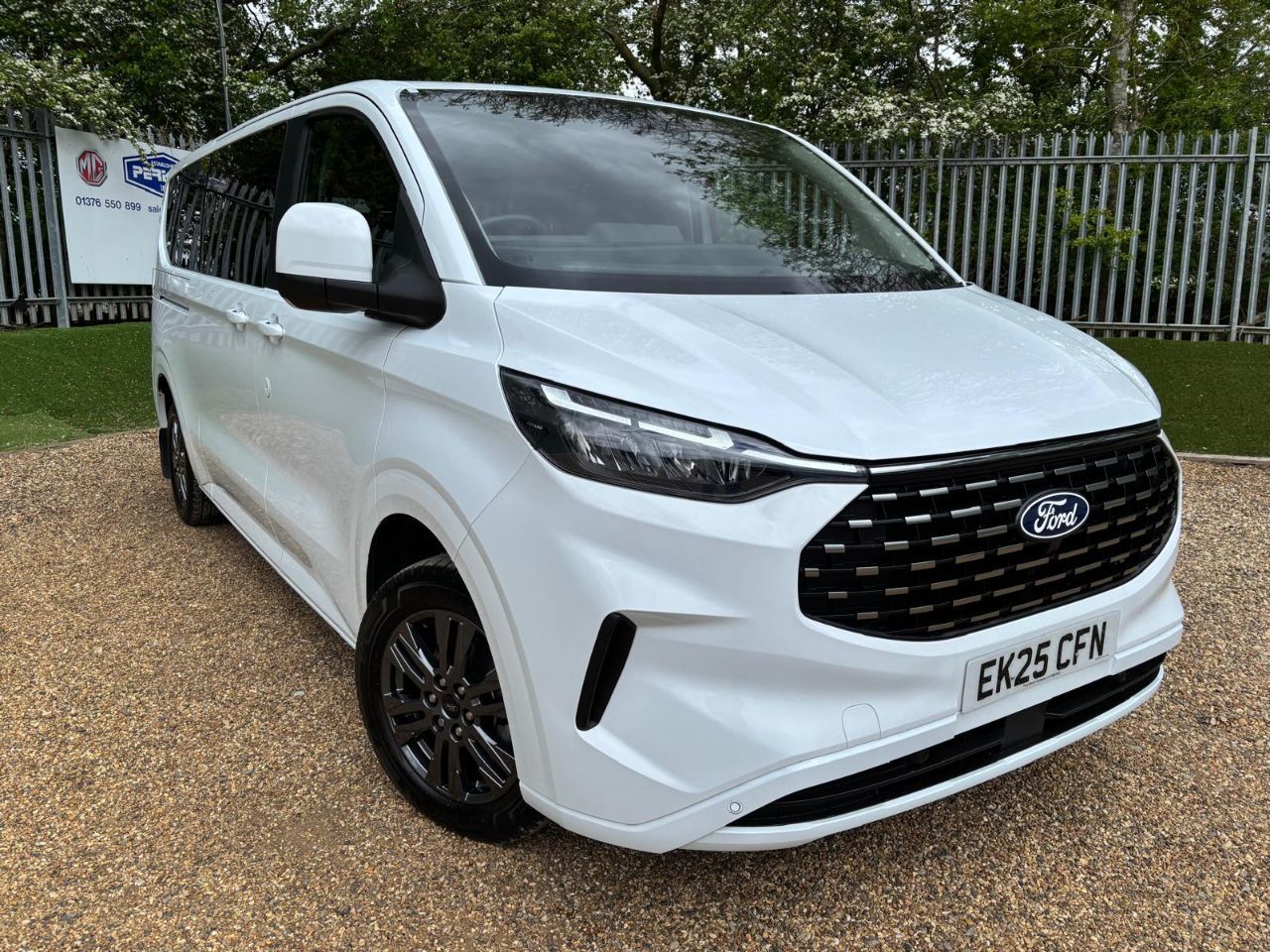 2025 Ford Tourneo Custom