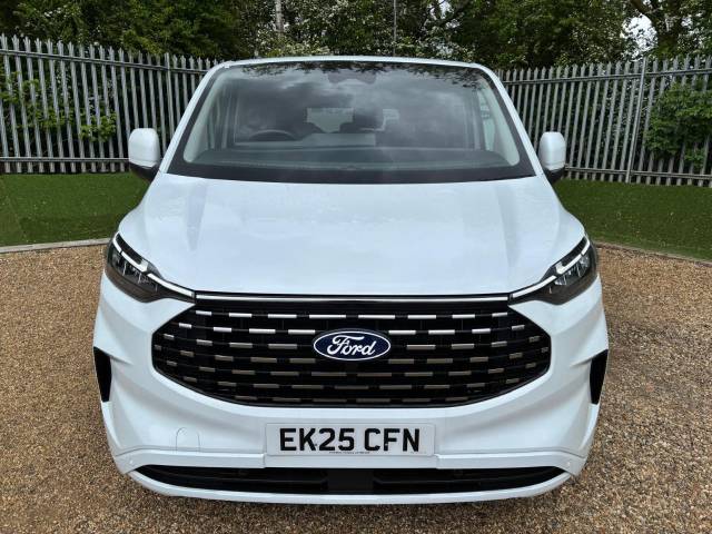 2025 Ford Tourneo Custom 2.0 EcoBlue 170ps H1 Titanium 9 seater Auto