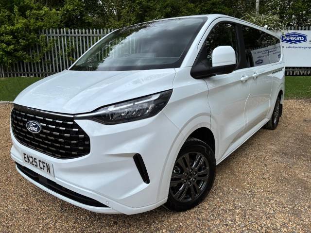 2025 Ford Tourneo Custom 2.0 EcoBlue 170ps H1 Titanium 9 seater Auto