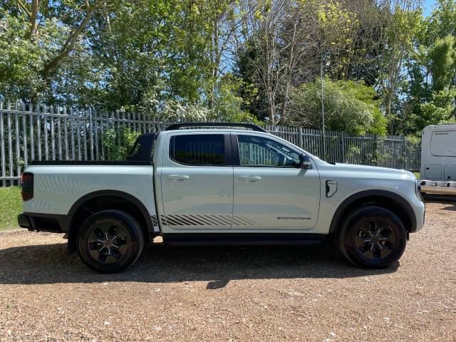 2025 Ford Ranger Pick Up D/Cab Stormtrak 2.3 EcoBoost PHEV 281 Auto NO VAT