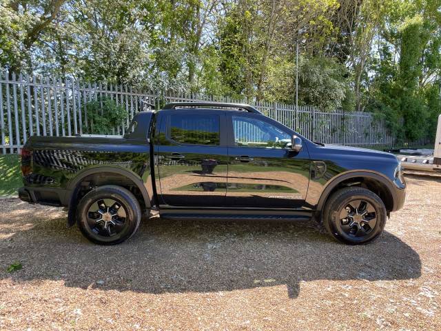 2025 Ford Ranger Stormtrak 2.3 EcoBoost PHEV 281 Auto NO VAT