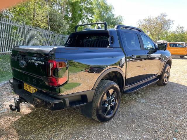 2025 Ford Ranger Stormtrak 2.3 EcoBoost PHEV 281 Auto NO VAT