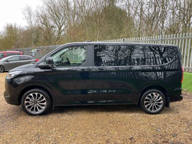 2025 Ford Tourneo Custom Electric 160kW 65kWh H1 Titanium X 8 seater Auto
