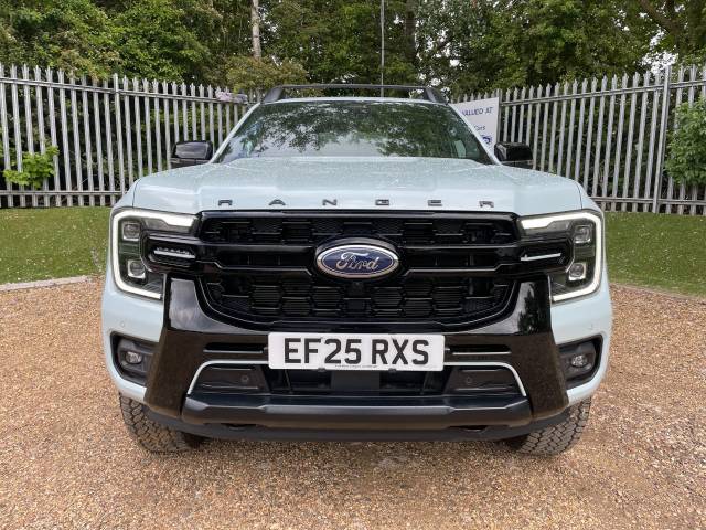 2025 Ford Ranger Stormtrak 2.3 EcoBoost PHEV 281 Auto NO VAT
