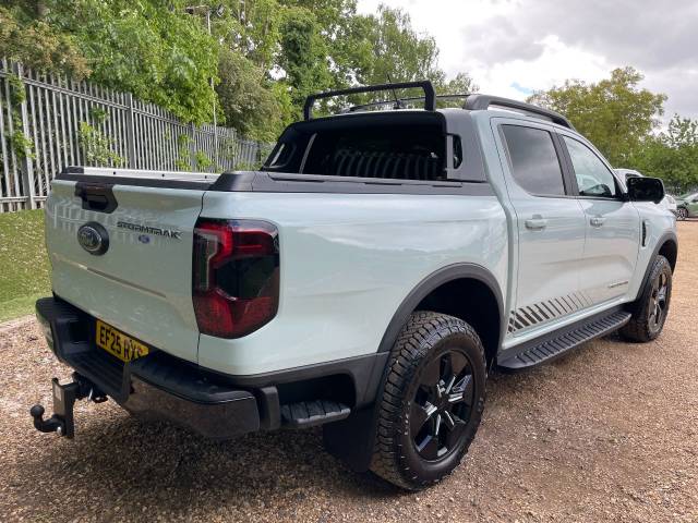 2025 Ford Ranger Stormtrak 2.3 EcoBoost PHEV 281 Auto NO VAT