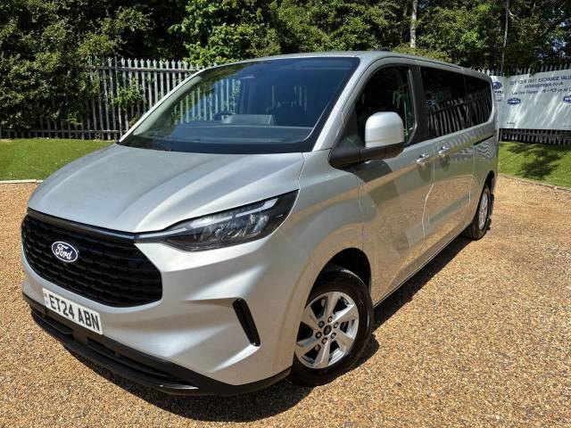 2024 Ford Tourneo Custom 2.0 EcoBlue 136ps L2 LWB Zetec 9 seater Auto VAT Q