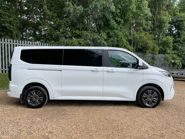 2025 Ford Tourneo Custom 2.0 EcoBlue 170ps H1 Titanium 9 seater Auto NO VAT