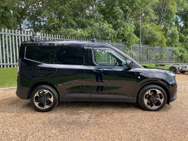 2026 Ford Transit Courier 100kW 43kWh Limited Van Auto