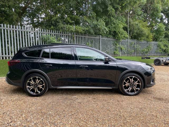 2025 Ford Focus 1.0 EcoBoost Hybrid mHEV 155 Active X 5dr Auto Pan Roof