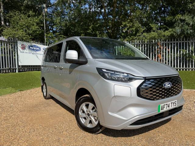 Ford Transit Custom 100kW 65kWh H1 Kombi Limited 9 Seater Auto VATQ Sat Nav Combi Van Electric Silver