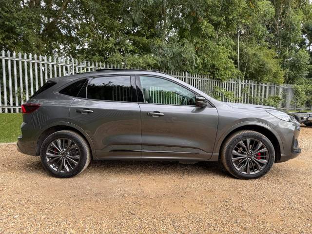 2025 Ford Kuga 2.5 PHEV Sound Edition 5dr CVT Pan Roof Winter Pk
