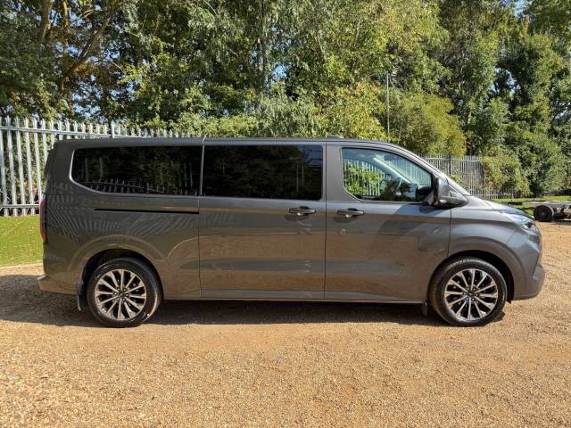 2025 Ford Tourneo Custom 2.0 EcoBlue 170ps H1 Titanium X 8 seater Auto