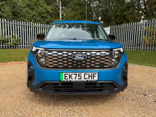 2025 Ford Transit Courier 100kW 43kWh Limited Van Auto
