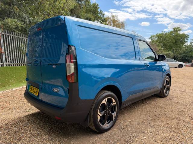 2025 Ford Transit Courier 100kW 43kWh Limited Van Auto