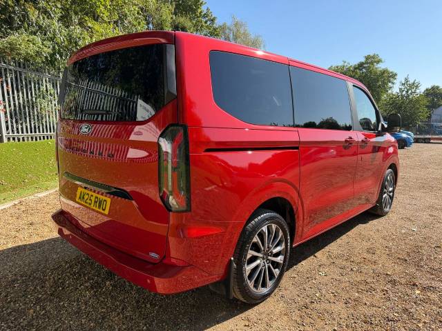 2025 Ford Tourneo Custom 2.5 PHEV 232ps H1 Titanium X 8 seater Auto Pan Roof