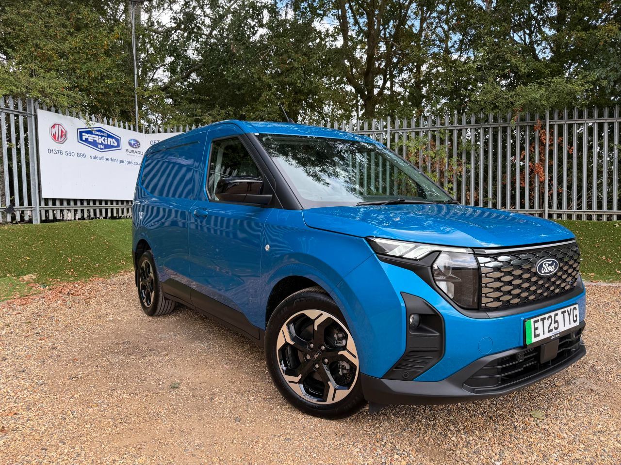 2025 Ford Transit Courier