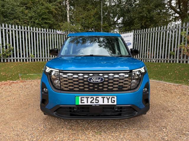 2025 Ford Transit Courier 100kW 43kWh Limited Van Auto 433 MLS ONLY