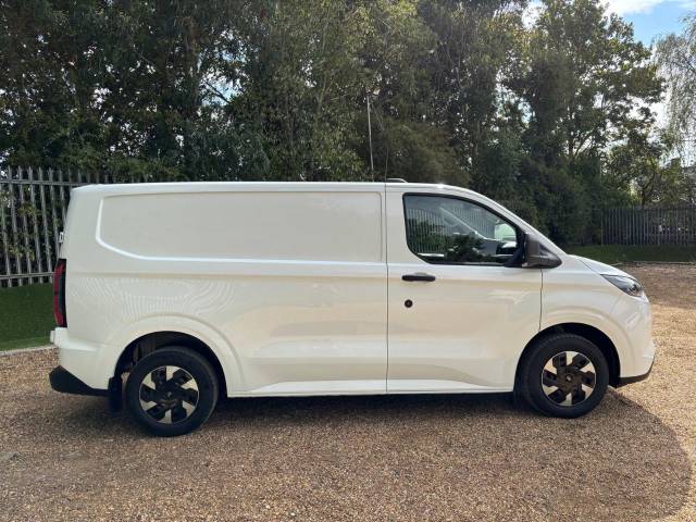 2025 Ford Transit Custom 100kW 65kWh H1 Van Trend Auto