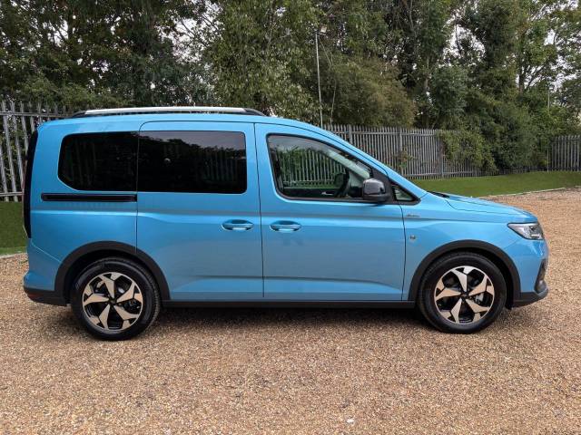 2026 Ford Tourneo Connect 1.5 EcoBoost PHEV 150 Active 5dr Auto Pan Roof 200 mls