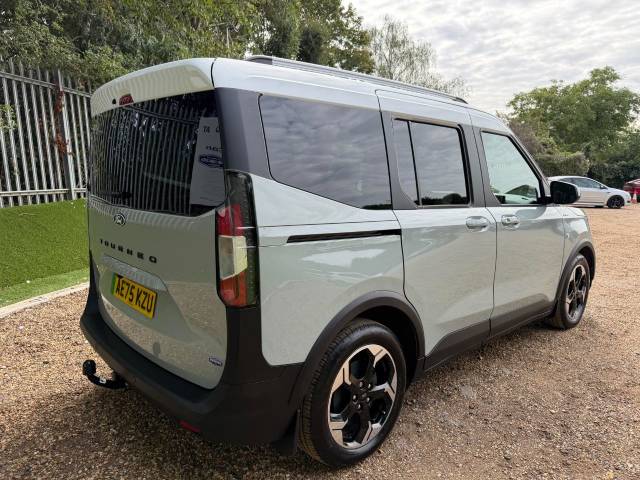 2026 Ford Tourneo-courier 0.0 100kW Active 43kWh 5dr Auto White Roof 227 mls