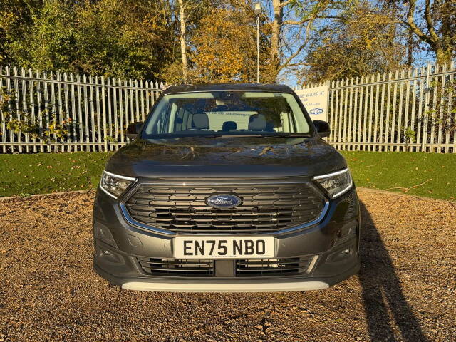 2026 Ford Tourneo Connect 2.0 EcoBlue Active 5dr Auto 400 miles only Pan Roof