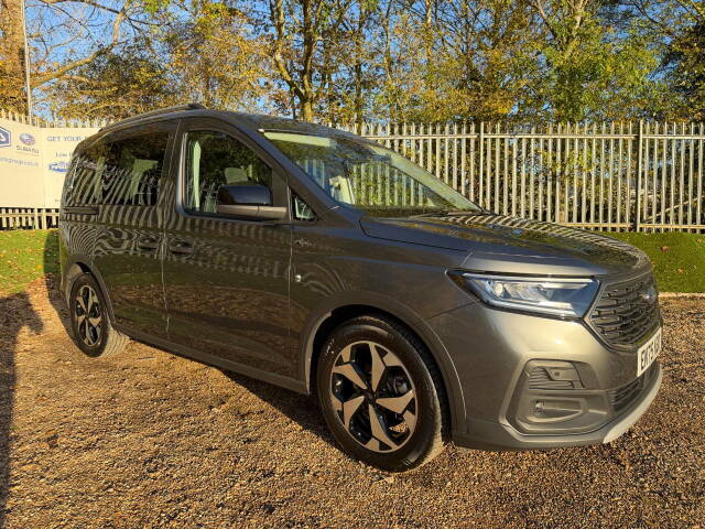 2026 Ford Tourneo Connect 2.0 EcoBlue Active 5dr Auto 400 miles only Pan Roof
